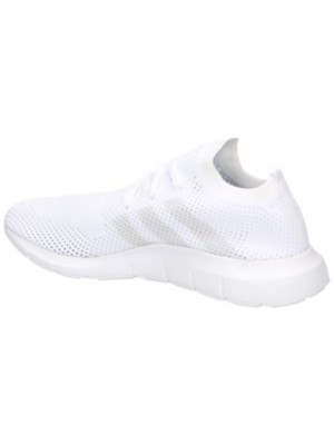 Swift run cheap primeknit schuh